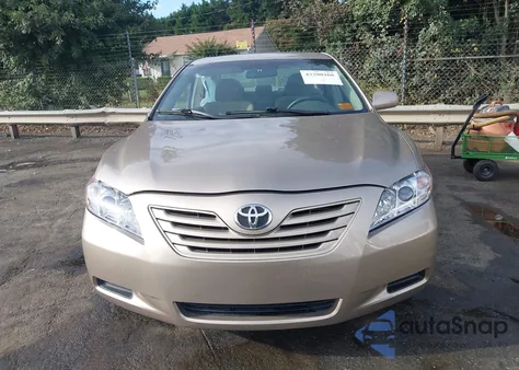2008 Toyota Camry Le z USA, uszkodzony, nr VIN 4T1BE46K98U252145